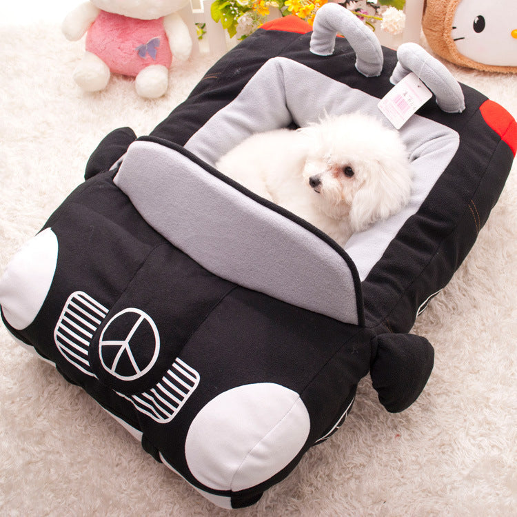 Sports car-shaped pet sofa bed
