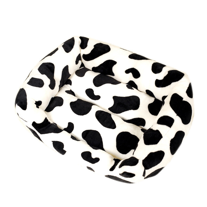 All-season kennel bed for medium-large dogs