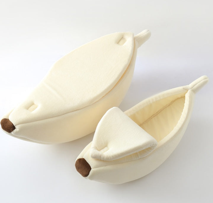 Banana-shaped warm dog house bed