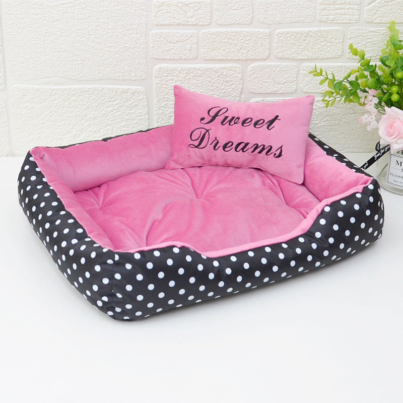 Polka dot printed square pet bed