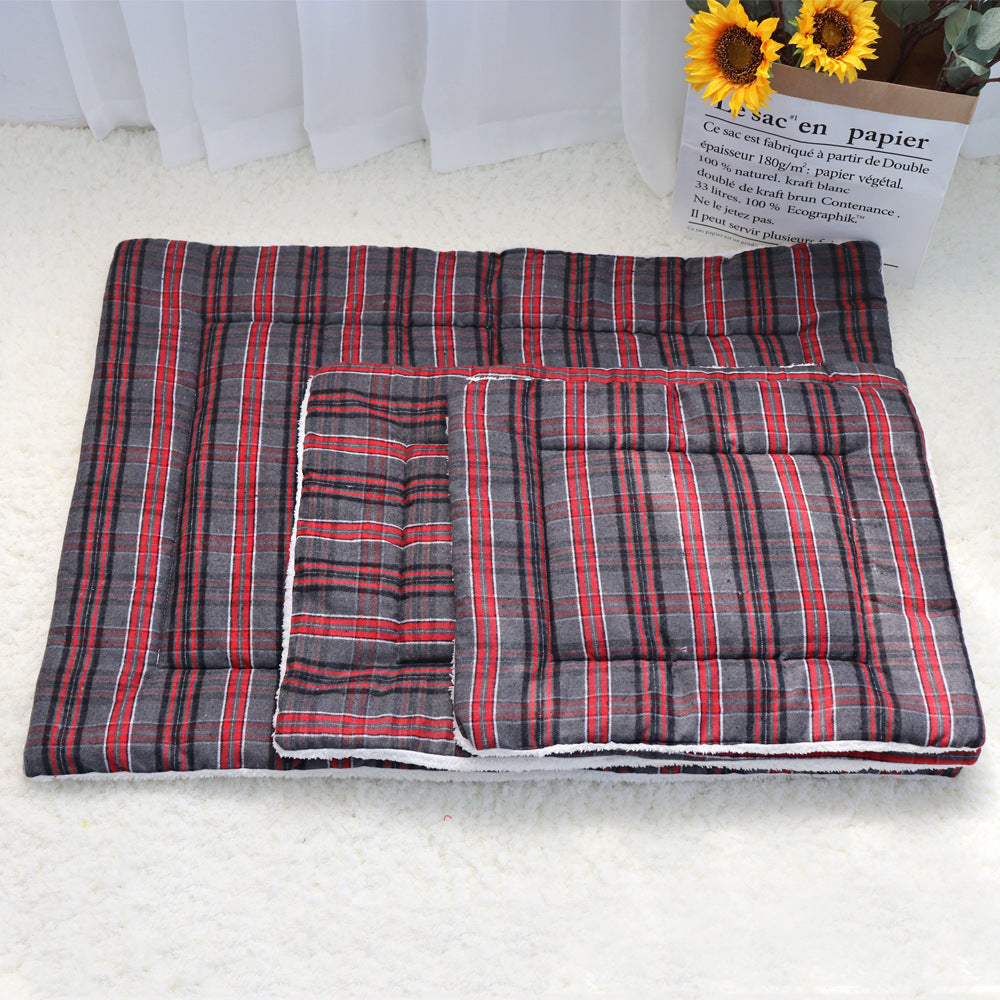 Soft cotton cushion pet bed