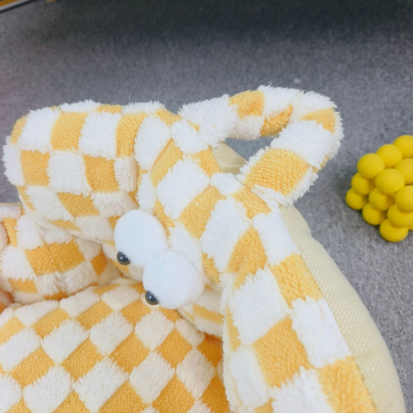 Big Eye Chessboard Sofa Round Dogs And Cats Bed Pet Bed Four Seasons Universal