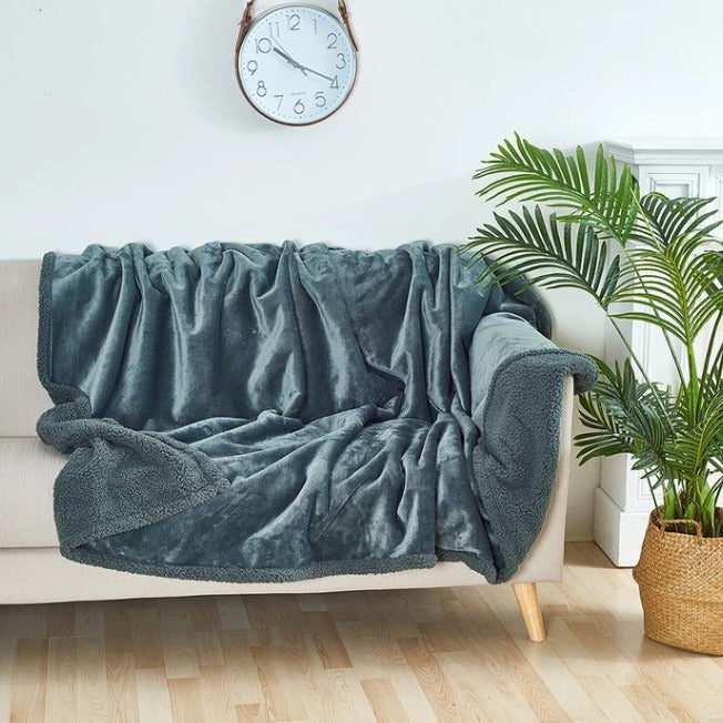 Pet Sofa Cushion Dog Bed Short Plush Carpet Waterproof Couple Blanket