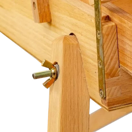 Easel-4